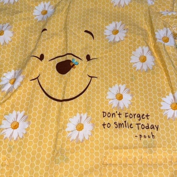 Disney Winnie The Pooh "Dont Forget To Smile Today" Yellow Scrub Top Medium - Picture 2 of 8